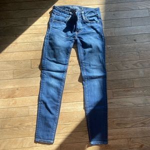 American Eagle blue jeggings
